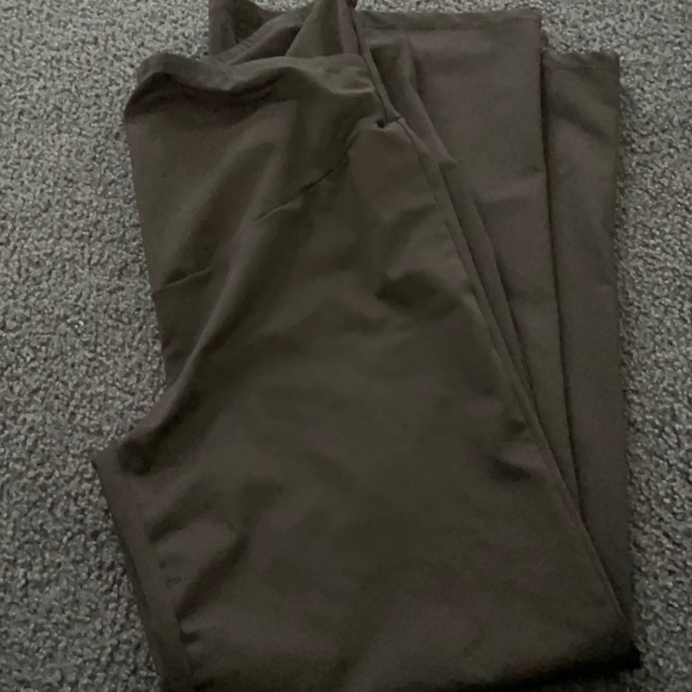 Maternity yoga pants